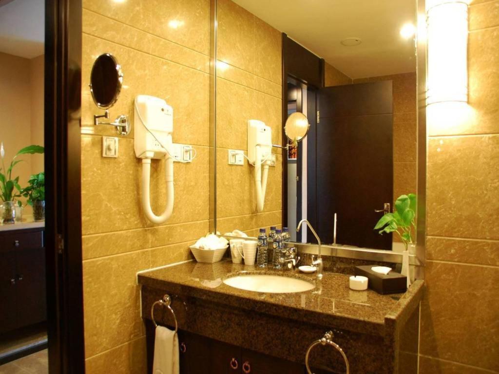 Yitel Hotel Xangai Quarto foto